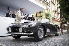 Class F - 74 - Hollywood on the Lake - Convertibles for a grand entrance at Villa d'Este. Ferrari 250 GT California by Scaglietti (1958)