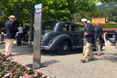 Class  B 27 / Mercedes Benz 770 Pullmann Limousine -1939  under jury inspection. 