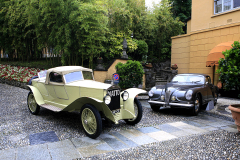 02 / Diatto - Tipo 20S Torpedo, Mouche & Cie in front of an Alfa Romeo 6c 2500  Villa d'Este. 