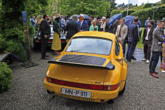 94 / The legendary Ruf - CTR "Yellowbird" prototype with Alois and daughter Aloisa talking to the jury .