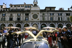 History; when the sealing was held at Piazza della Loggia