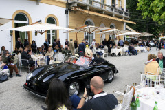 Class F : California Dreamin'.  66. Porsche 356 A  by Reutter (1957)