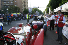 Line up for the start at Viale Venezia