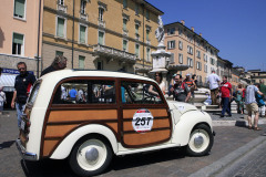 257 - Rudolf Bromberger (A) - Christian Zeinler( A) - FIAT "Topolino" 500 C Belvedere (1952)