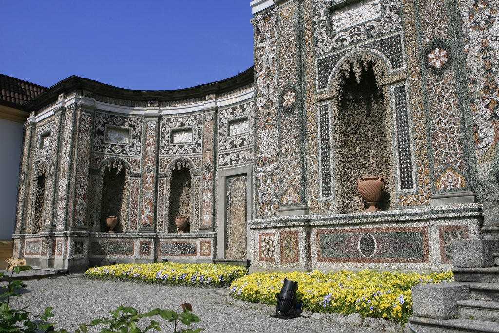 The Villa d'Este Mosiac Garden at Lago di Como. ©photoLeonBeenen.