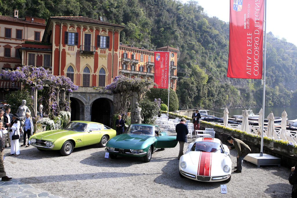 Concorso d'Eleganza Villa d'Este Class H - 2010: Styling Studies 1952 - 1965. From left to right: Ghia G230S Prototipo, Alfa Romeo 2600 and mention of Honor Alfa Romeo Guillia 1600 TZ2 by Pininfarina. ©photoLeonBeenen