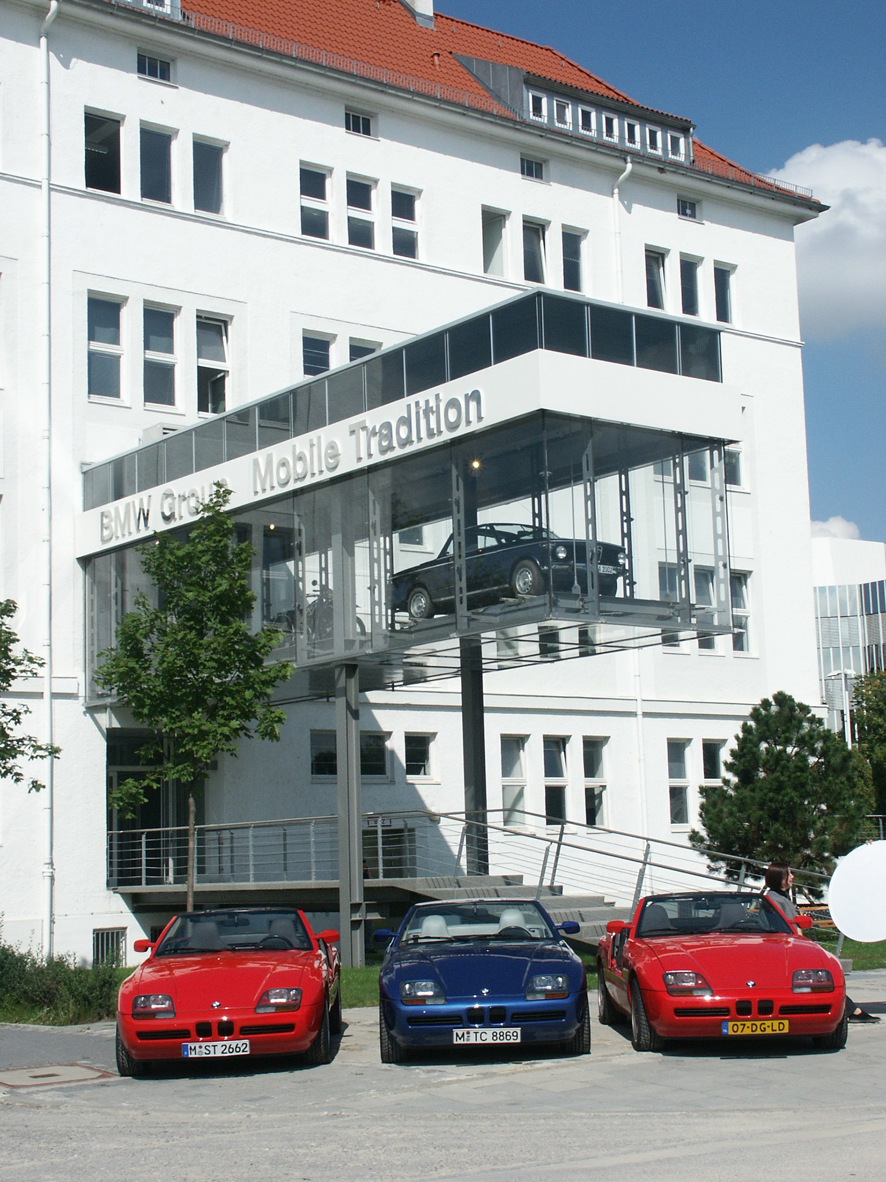BMW original Mobile Tradition department was established in 1994 to preserve historic BMW cars and motorcycles. Situated at the Schleißheimer Straße 416 / BMW Allee are 3 BMW Z1 examples used for a BMW Z1 book.