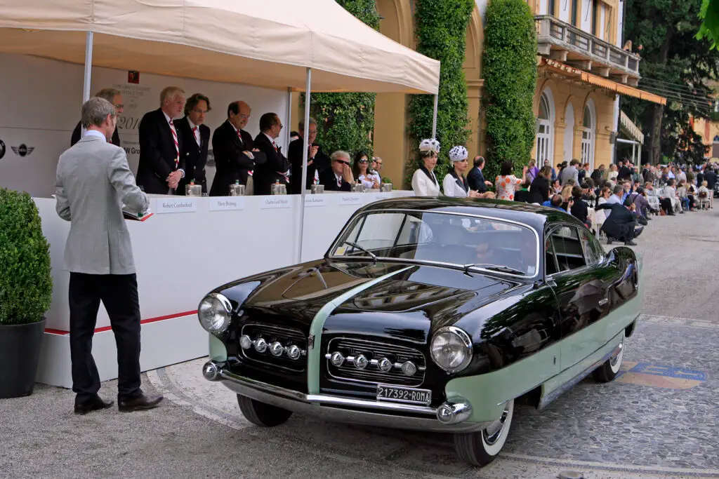 Entrant 92 -2010 / Fiat 1400 by Ghia -1952 / Class H Styling Studies 1952 - 1965. Concorso d'Eleganza Villa d'Este 2010.